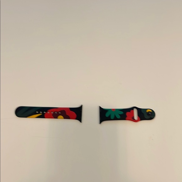Apple Accessories - Apple Watch Band with Floral Design - Black, Red, Green 45MM
